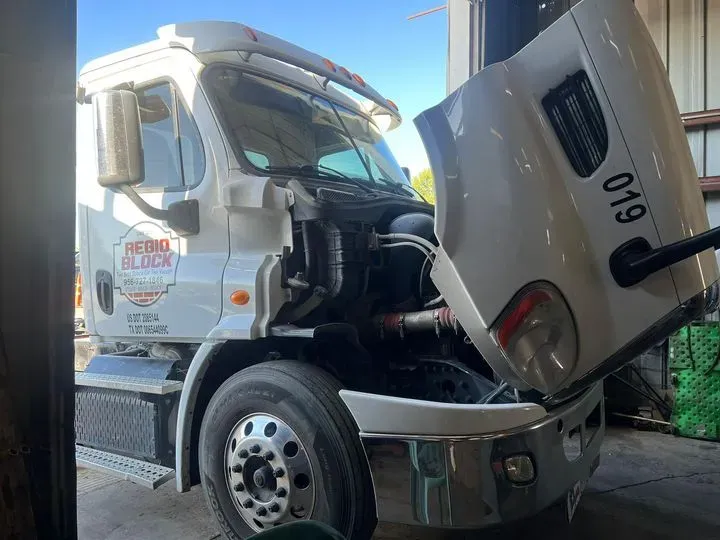 https://cdn.trust-mechanics.com/photos/n2YLDSYXHO3I7dGDsoC5/df101d37-b81b-422a-85d9-577ac7cb70aa_720x720