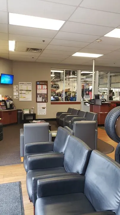 https://cdn.trust-mechanics.com/photos/nMMhdJyj8yX8Y4Mzz5gH/d06342f2-fea3-4943-8524-6a83d4347749_720x720