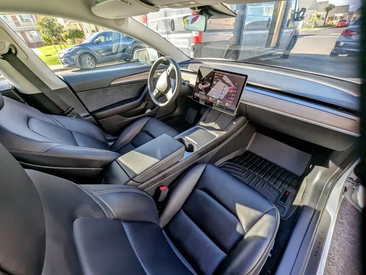 https://cdn.trust-mechanics.com/photos/nMavvpKEYt5Mq5A4LHht/996c185d-7de4-4ba0-8465-b5509fa2b3be_720x720