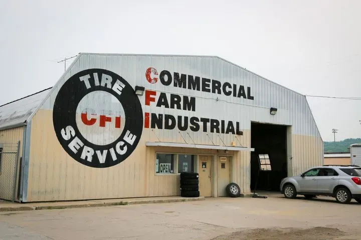 https://cdn.trust-mechanics.com/photos/npEu1HdFaFz0XbWCepm2/efb8530f-840d-4838-8e91-9224dee8859a_720x720