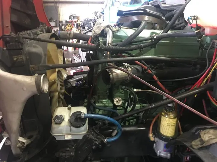 https://cdn.trust-mechanics.com/photos/nsN8EE111mAFt8eHHzQ8/f9ce83f2-f69b-4e4f-aca5-dd1b232e2772_720x720
