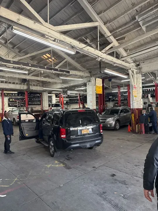 https://cdn.trust-mechanics.com/photos/oJbxqCEG2CtBB23SslwB/319e6c8f-5ec6-42cd-a854-15b016da7e81_720x720