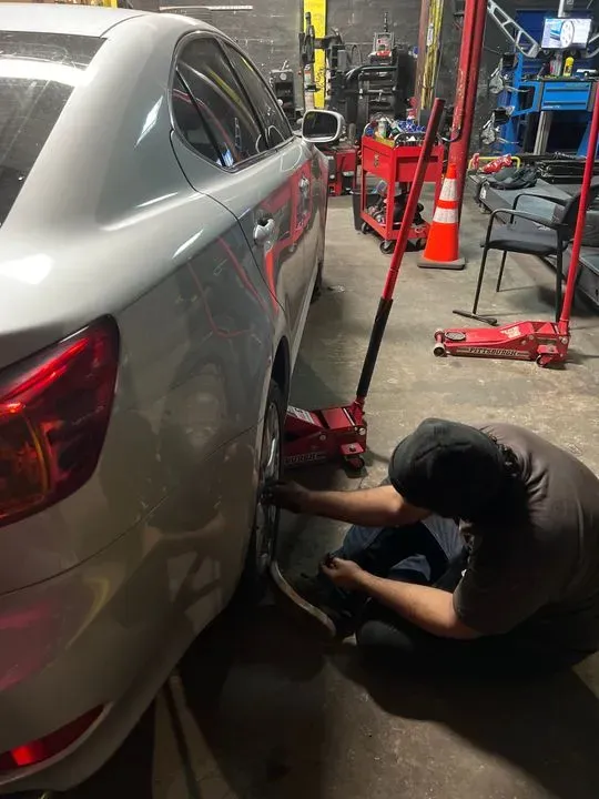 https://cdn.trust-mechanics.com/photos/ofAXLKOSv6TcIl3PoQzA/cc8cf16f-f307-4138-bf86-1f0c6c542ebc_720x720