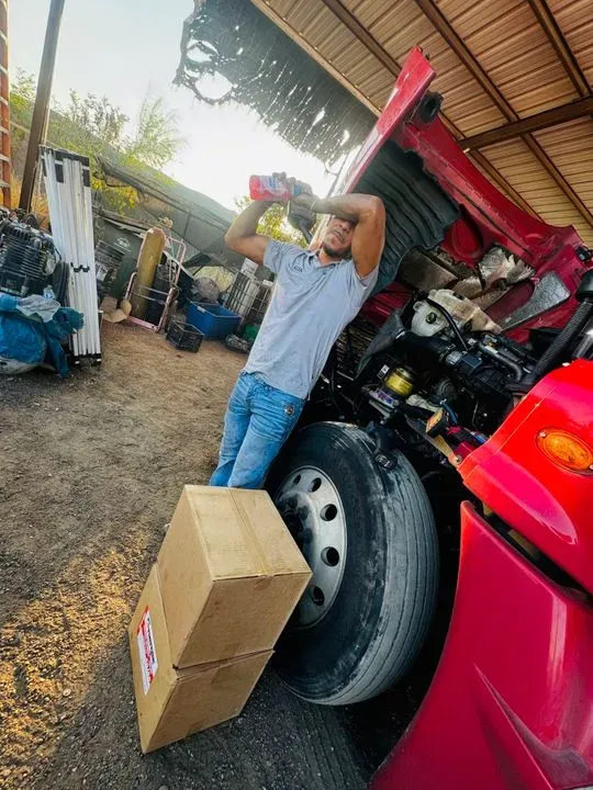 https://cdn.trust-mechanics.com/photos/pDCaqczIWlsmR13uVjE0/d8129636-ce89-4069-95d0-3aea583e3c93_720x720