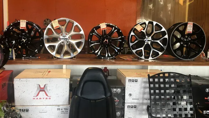 https://cdn.trust-mechanics.com/photos/pEy8bAVdcJJy67zbL6xm/112971bc-620a-4bc4-9743-42528a011aeb_720x720