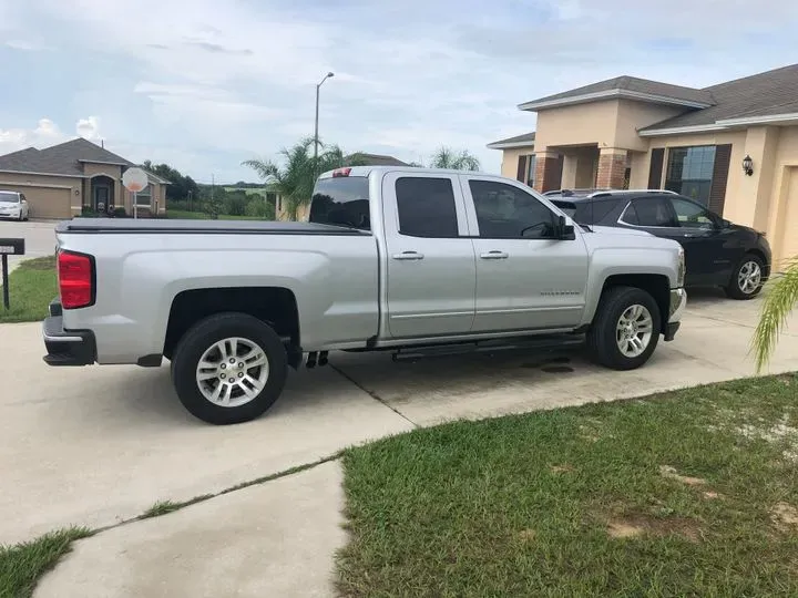 https://cdn.trust-mechanics.com/photos/pIpCaAKNHCVWhvfVo1uq/e806c31a-4231-44fa-8127-736fbac29bef_720x720