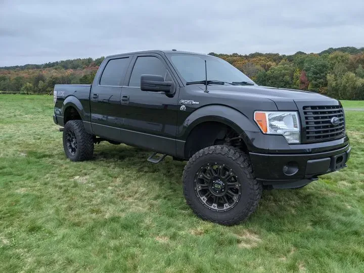 https://cdn.trust-mechanics.com/photos/pXJfabwgDZ6lOTuO4zl4/cab8f35a-c935-432b-a60e-ff5a5ee8878d_720x720