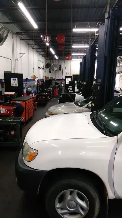 https://cdn.trust-mechanics.com/photos/ppXOYExErGxUJriPnMqc/5e98ff97-53a0-4563-8d6e-5d0d02b01811_720x720