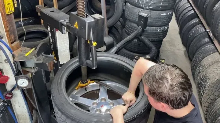 https://cdn.trust-mechanics.com/photos/pttx4qF5EU8QGyPlVECy/cd8fae79-3311-45c8-8dd3-031c69019959_720x720