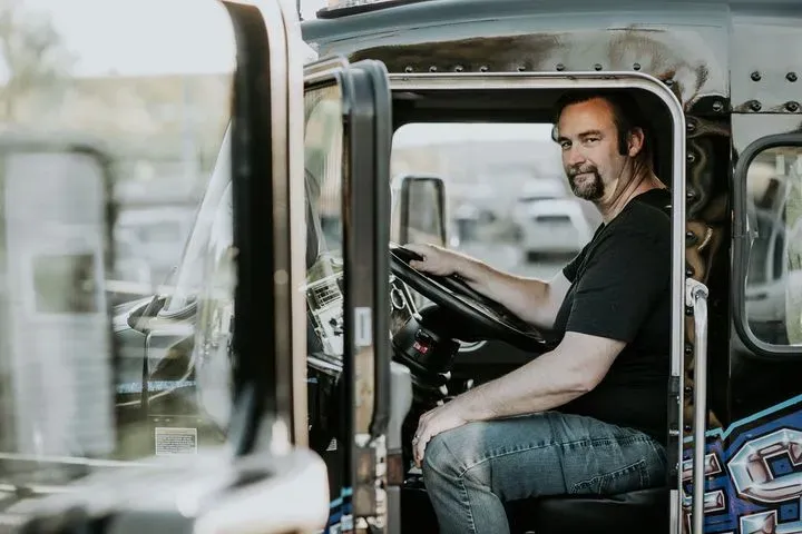 https://cdn.trust-mechanics.com/photos/q0qhPuIXyDMQY9Hb1CMo/739972f5-3f9e-42d9-9434-18e7096662e8_720x720