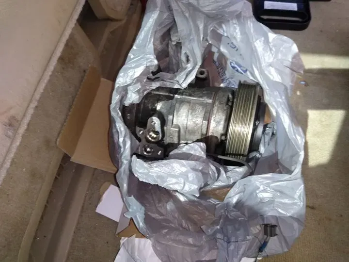 https://cdn.trust-mechanics.com/photos/qB7cRYnXYrSkszZQJlZ0/de45bd32-82c8-4125-bc98-5218a8ed2548_720x720
