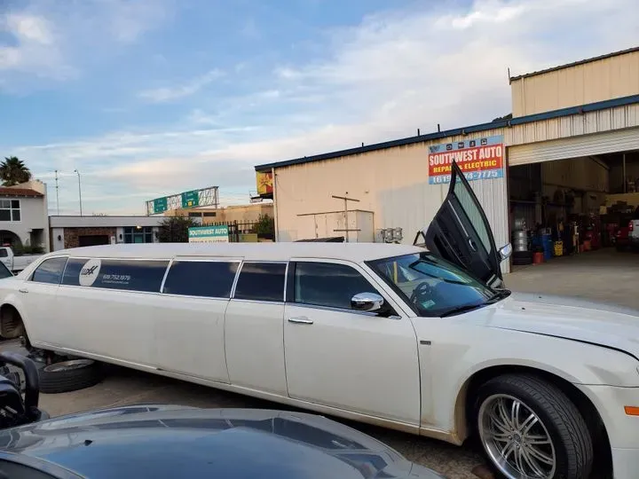 https://cdn.trust-mechanics.com/photos/qE6Ng2GAtC3uxA2YG2p1/62a57791-f395-4996-ab7d-824dd7497f42_720x720