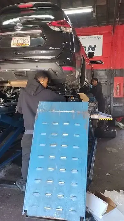 https://cdn.trust-mechanics.com/photos/qHANi1mWOZIJSMjvgsVG/6af6f8c4-b8d3-4c78-8cbd-1c0fa1fe1560_720x720