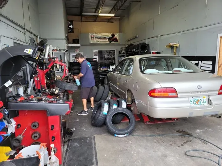 https://cdn.trust-mechanics.com/photos/qJi6KsMz3rf21D4E9O92/4cdbe5cd-8f49-4f8a-b1ae-44b5108abb57_720x720