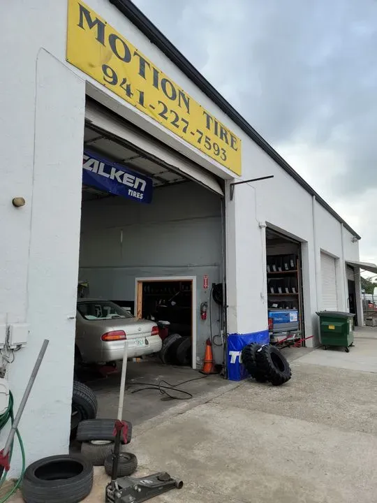 https://cdn.trust-mechanics.com/photos/qJi6KsMz3rf21D4E9O92/cc447cda-d84a-4236-9688-72f75b944983_720x720