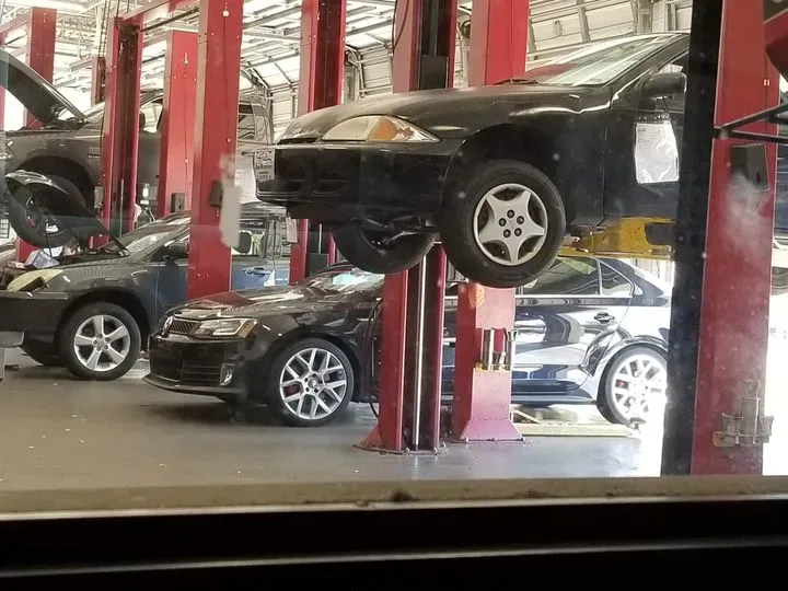 https://cdn.trust-mechanics.com/photos/qP1XxaovaPxNUKiHKPdY/144a6466-3d15-40af-a04a-c4cebb173bda_720x720