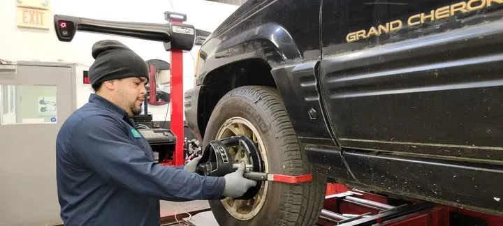 https://cdn.trust-mechanics.com/photos/qPzGSjgOMEwURaou5diP/46e51395-f312-45b4-964c-2214eb94f49f_720x720