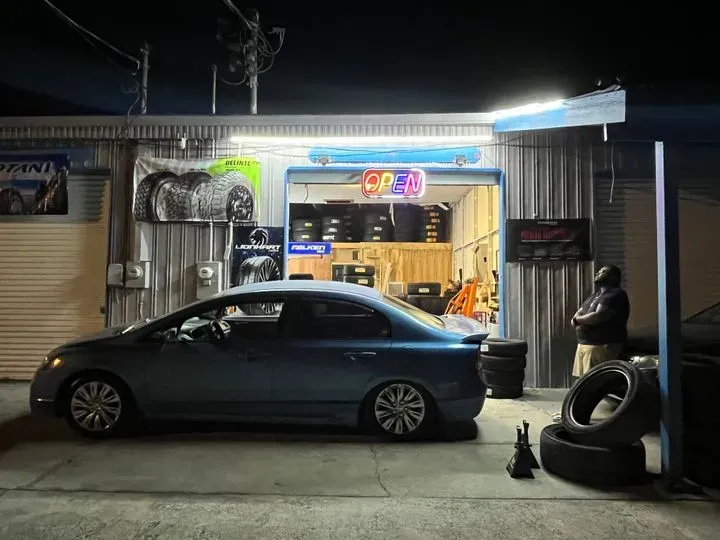 https://cdn.trust-mechanics.com/photos/qdDksnaoj67QenMWDtBn/272f0c51-259e-4144-a31f-cf071f18d746_720x720