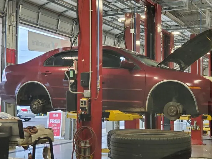 https://cdn.trust-mechanics.com/photos/qe12KSaWBOUSchSmsadF/1afb80ad-874f-4fe5-a210-f74327a7ed95_720x720