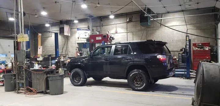 https://cdn.trust-mechanics.com/photos/qmCWoYL5HR3TmASLx3Ml/f1938b00-7f23-429e-9ae9-6f63ea1d249d_720x720