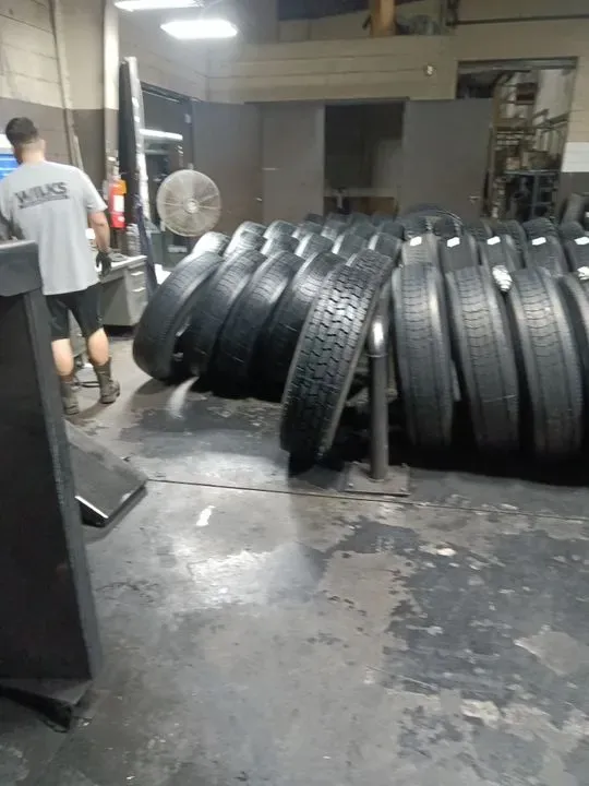 https://cdn.trust-mechanics.com/photos/qzU7zqucFNkAosCKFsyj/d75f1dd0-c983-4fb4-b094-609ddffcc655_720x720