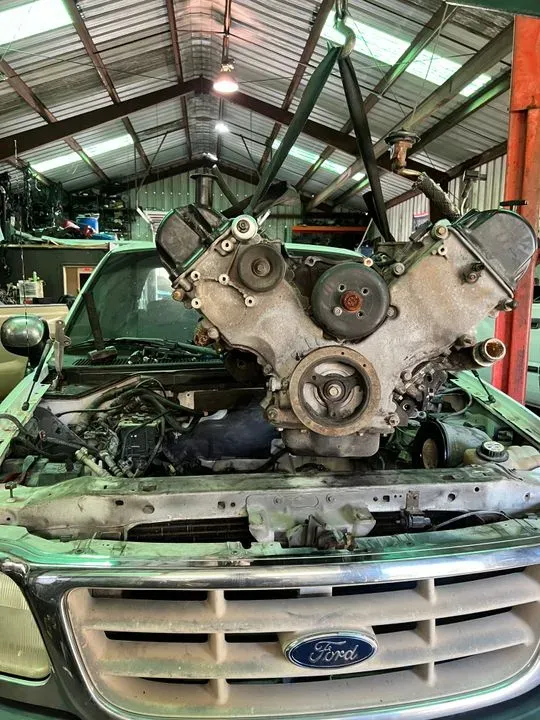 https://cdn.trust-mechanics.com/photos/r9XkuXheAxg2euVgJMtG/7db97c41-adcd-44fc-a854-07a6b4cb0768_720x720