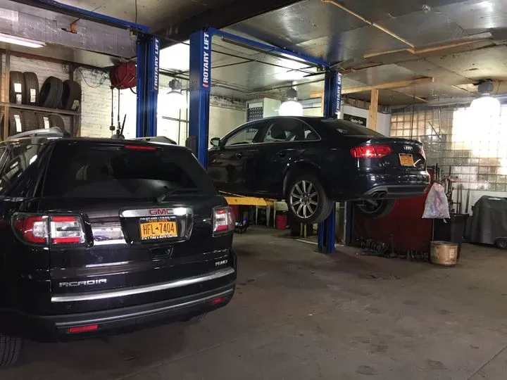 https://cdn.trust-mechanics.com/photos/rGIP4XlzWnz9ogYTSPVf/0b04dcad-cef0-4d70-a53c-7980203b07d1_720x720