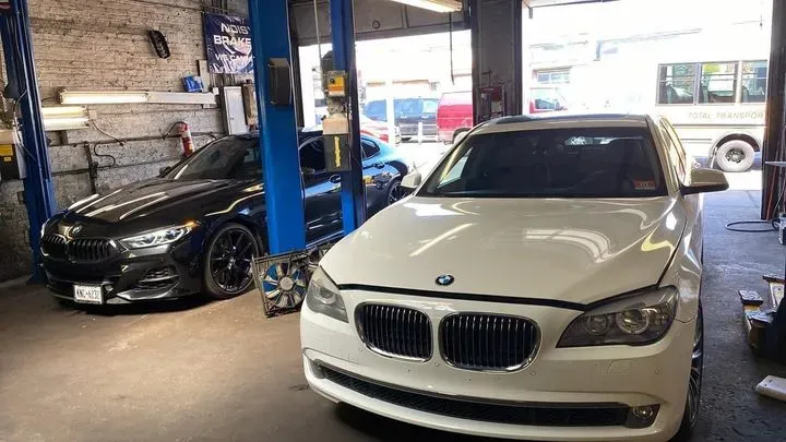 https://cdn.trust-mechanics.com/photos/rawkG05pa31XIhQHin1N/29ee0f41-85f3-4ab7-ba7f-b74cb02da1de_720x720