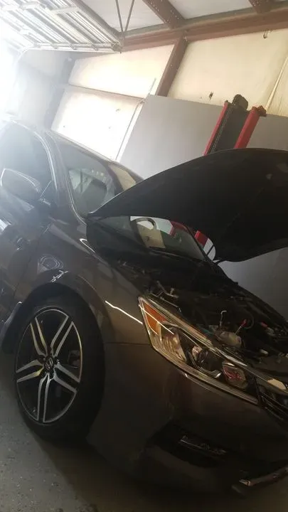 https://cdn.trust-mechanics.com/photos/reSP0zxAG7wiDptNIndq/660ade15-baf2-4c43-a5d6-90cd0c8cf8a7_720x720