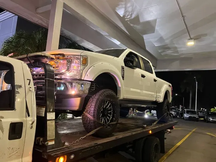 https://cdn.trust-mechanics.com/photos/s87rZnNMGL9dRbkawPsH/62fb2871-309e-44b4-9187-040154db3beb_720x720