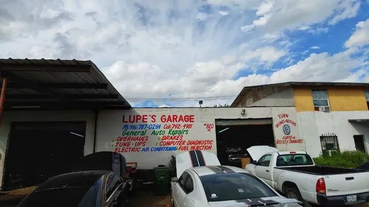 https://cdn.trust-mechanics.com/photos/sNWfCLrX4D4GIQzAj5eW/328fc985-5aad-4e06-b5ac-d454e5514822_720x720