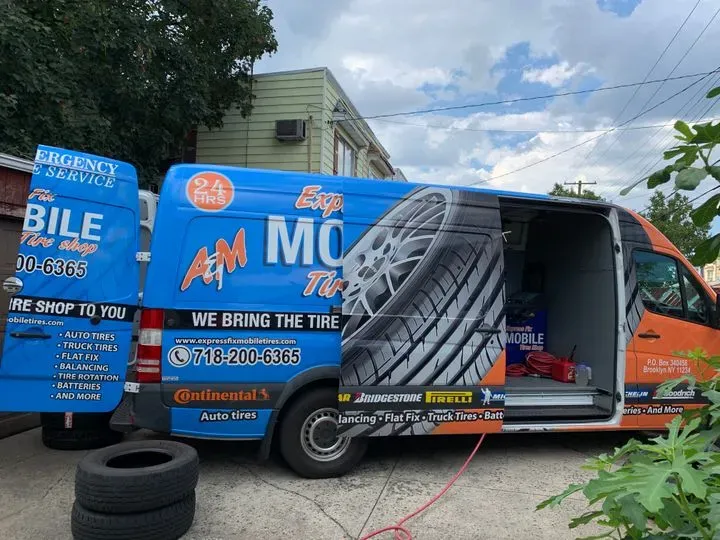 https://cdn.trust-mechanics.com/photos/sSzngxZ0YFAvtBahF4H5/2854b721-2da3-4704-8c30-d12bf205aea1_720x720