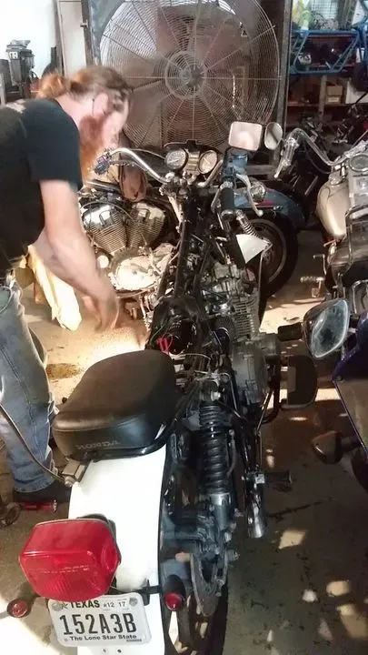 https://cdn.trust-mechanics.com/photos/sZ28rY7GkbQB1Ls0MGcx/64ee8bdc-b5a1-44fd-9f27-231c61c903eb_720x720