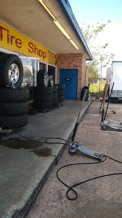 https://cdn.trust-mechanics.com/photos/sbc0RzPhSvWY2OY4CJ49/9dbc5427-1e58-4836-b916-8ca00ba63562_720x720