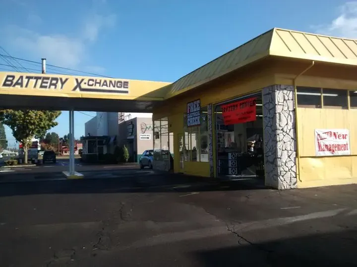 https://cdn.trust-mechanics.com/photos/seYCvdOsBR2ho6eZHgJ1/40064fdf-7d04-48b5-ab83-8dd948999528_720x720