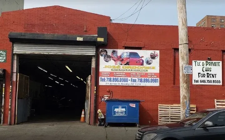 https://cdn.trust-mechanics.com/photos/skKOJwzOHTyeTDRYZkJ0/e1287859-6386-4157-ae30-0188c337289a_720x720