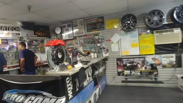 https://cdn.trust-mechanics.com/photos/skQt0v58J8T0Unkuksik/5d2c9ef3-600a-4b8f-8ea3-f7cda4ab5b45_720x720