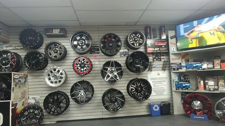 https://cdn.trust-mechanics.com/photos/skQt0v58J8T0Unkuksik/df49dc84-f59c-4a2e-8442-55bd04bd03b8_720x720
