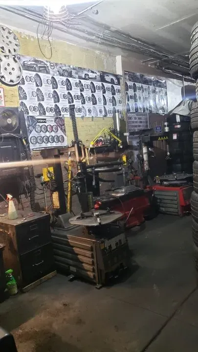 https://cdn.trust-mechanics.com/photos/skoFfi4j5qi0PzQbpHVm/38a000df-7bb0-4378-bb40-e8c6e78f0da5_720x720