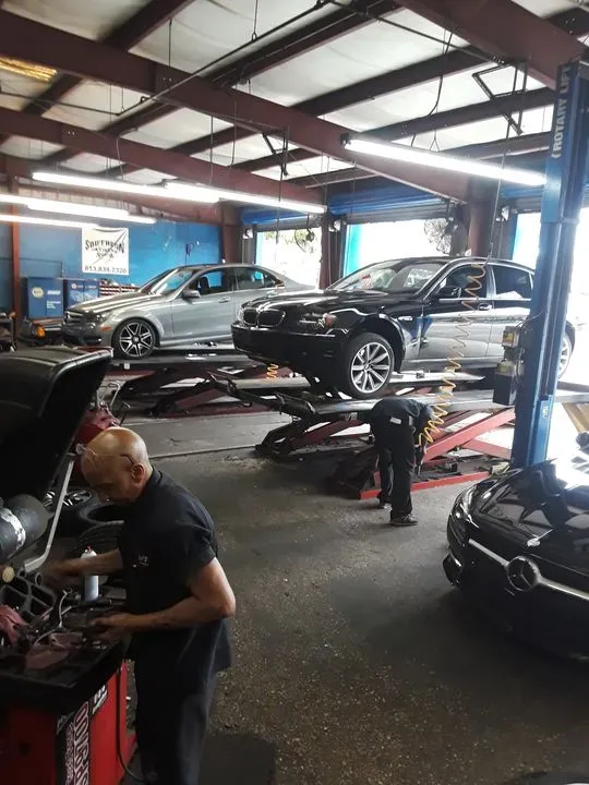 https://cdn.trust-mechanics.com/photos/tVs6F3QGmzmwSgejL1M4/c817508b-539c-45b6-afa6-fe714fa782c5_720x720
