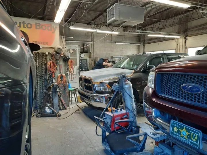 https://cdn.trust-mechanics.com/photos/tW0LjC72FuNHmWkIVM9m/edc5572f-2f21-46ee-930c-de530595dfd5_720x720