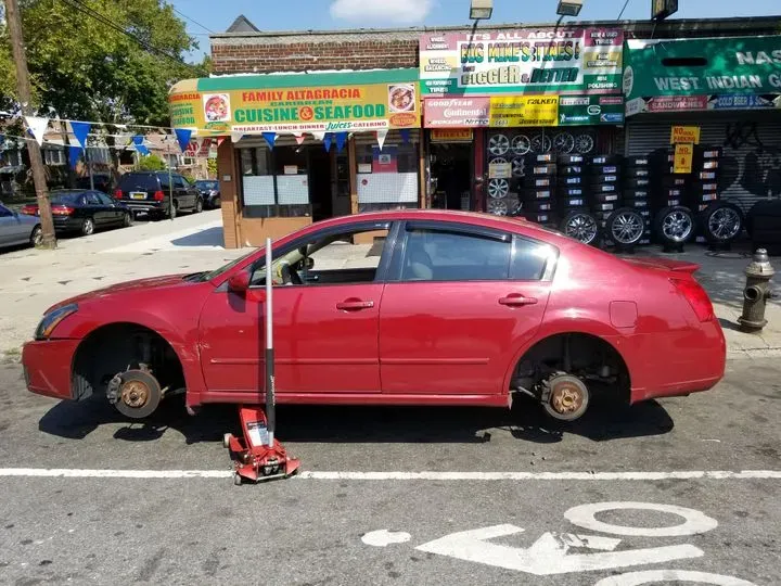 https://cdn.trust-mechanics.com/photos/tZxfuhM0eP1Uv16zoHQN/b0722d01-2397-4f5e-964f-3394c2f9edd3_720x720
