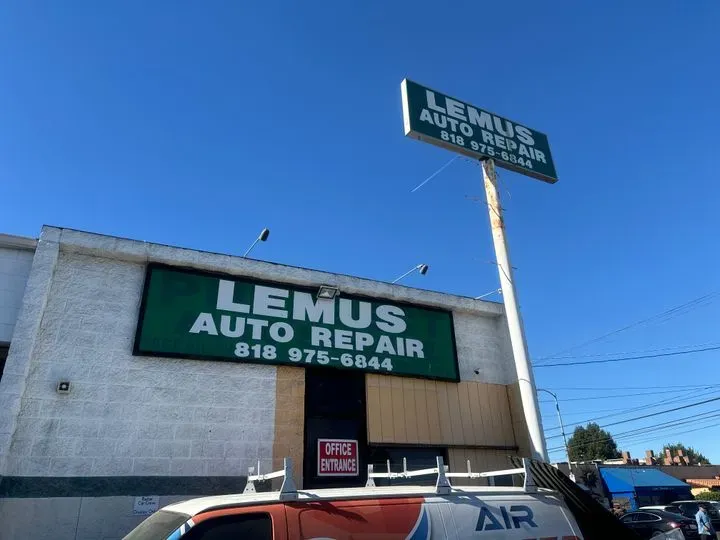 https://cdn.trust-mechanics.com/photos/tqqhmWeuPfzzxVWEkeT4/63cbb794-ccb5-4a3f-a7e4-33ef28a462fb_720x720