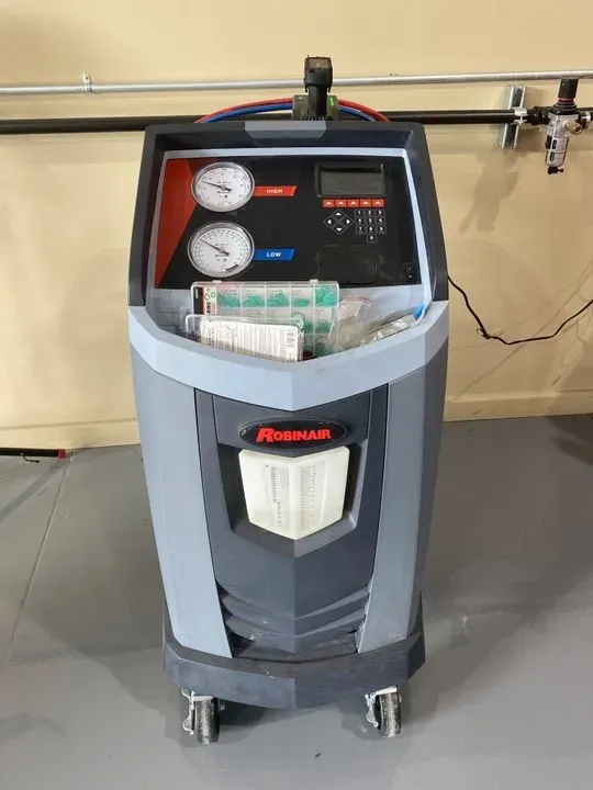 https://cdn.trust-mechanics.com/photos/u520TAjayydlxEwNiziW/4daa9bcd-1d12-4b76-9085-0dc95567150a_720x720