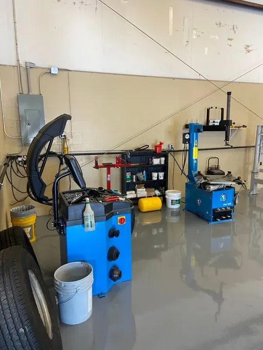 https://cdn.trust-mechanics.com/photos/u520TAjayydlxEwNiziW/f0a81add-095f-43b5-9abb-7499489a76b8_720x720