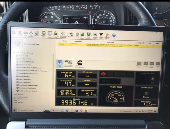 https://cdn.trust-mechanics.com/photos/utY10FZGMNSNiqJNs54s/23a7a82a-b670-4b49-af68-088aa9b504eb_720x720