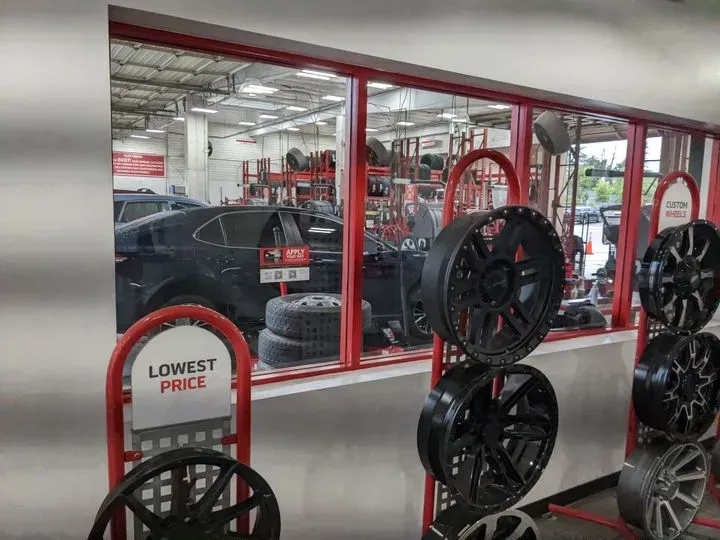 https://cdn.trust-mechanics.com/photos/uvr5DDmqp5D0zOkmBeUv/641f2d3f-c58f-460e-8098-a2a2808f2668_720x720