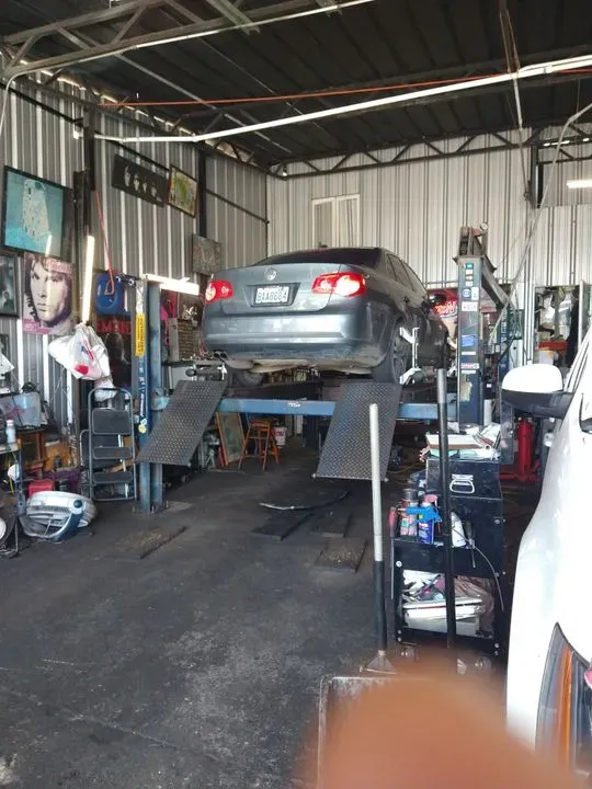 https://cdn.trust-mechanics.com/photos/uyY15xRykykV0K8iXPm2/2e249f1e-5dda-421f-b082-d59961b2a7e5_720x720