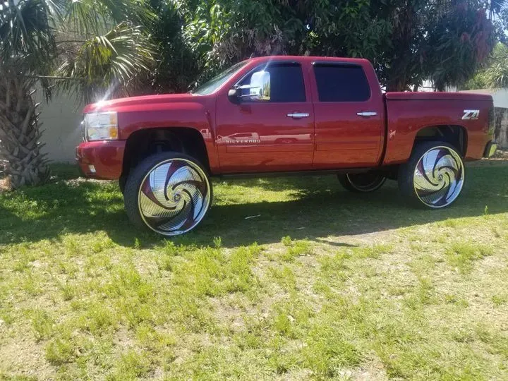 https://cdn.trust-mechanics.com/photos/vAXQQbJ4oRhx7bTyyG0V/8e454e1b-88bd-49f3-926f-b54a250e6686_720x720