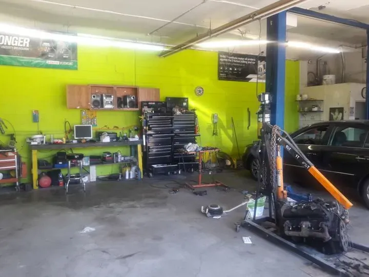https://cdn.trust-mechanics.com/photos/vN765YOCVIEv7luv7hTn/ee710c8e-c6cf-476e-9e50-5f75bf8938af_720x720